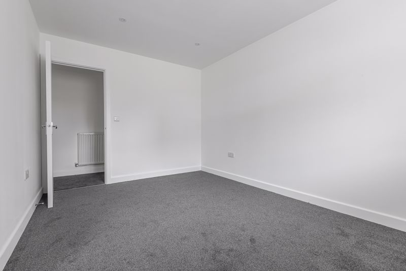 Bedroom- click for photo gallery